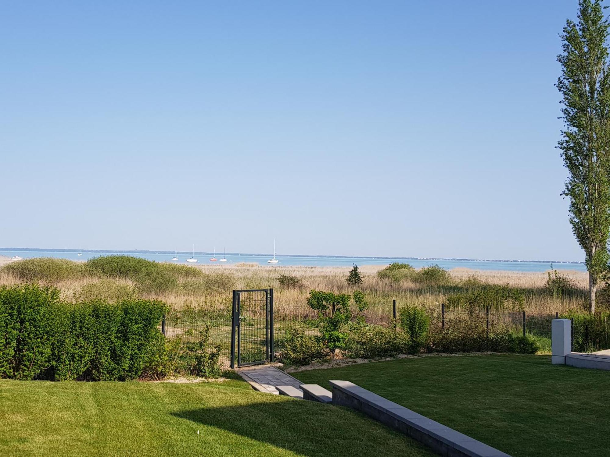 Coastline Balaton Apartment Alsóörs Eksteriør billede